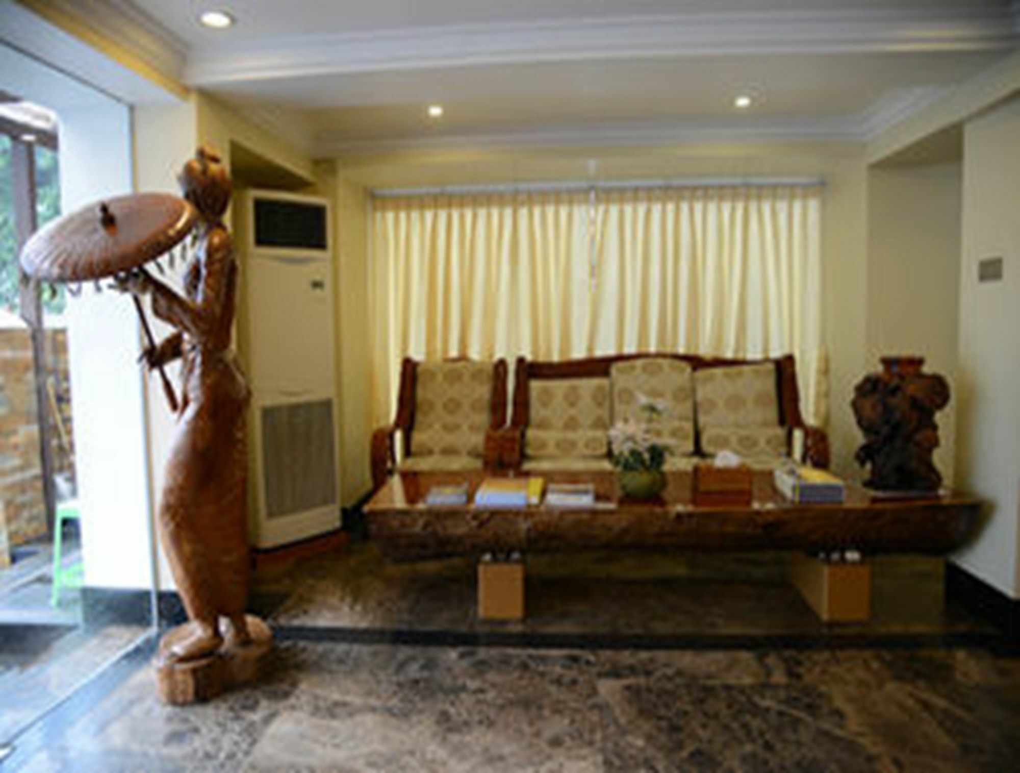 Hotel Wardan Янгон Экстерьер фото