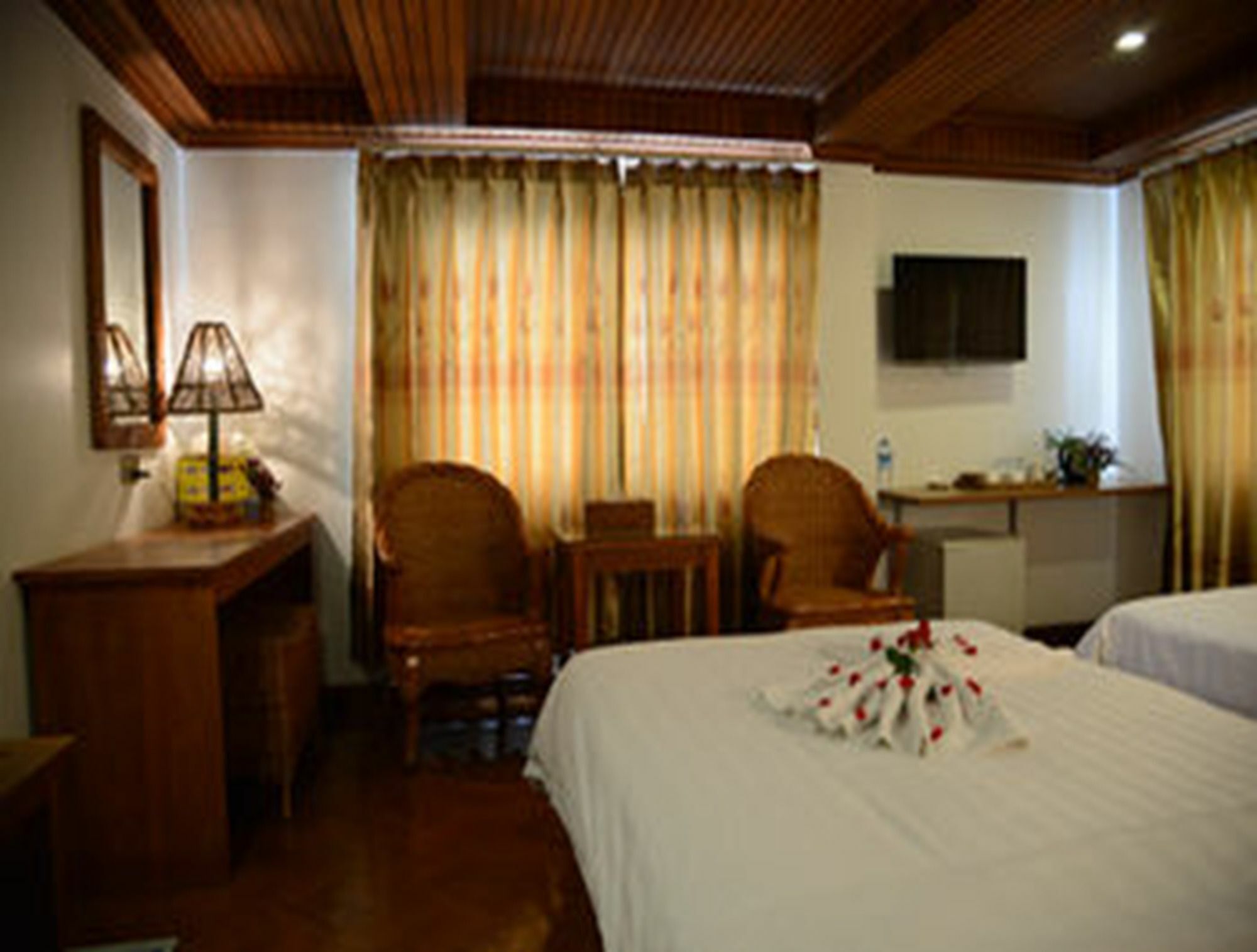 Hotel Wardan Янгон Экстерьер фото